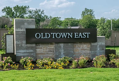 OldTownEastCommunitySign_500x342